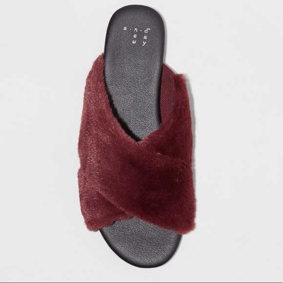 🌸4/$25🌸 Frannie Crossband Faux Fur Slide Sandal - Picture 2 of 3